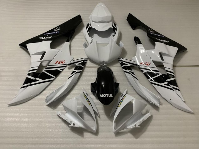 2006-2007 White Black Design Yamaha R6 Motorcycle Fairing 2006-2007 White Black Design Yamaha R6 Motorcycle Fairing